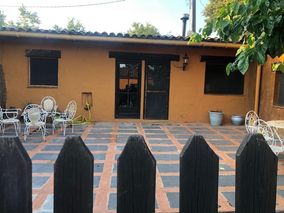 Casa Rural En El Campo Las Dalias トルデラ エクステリア 写真