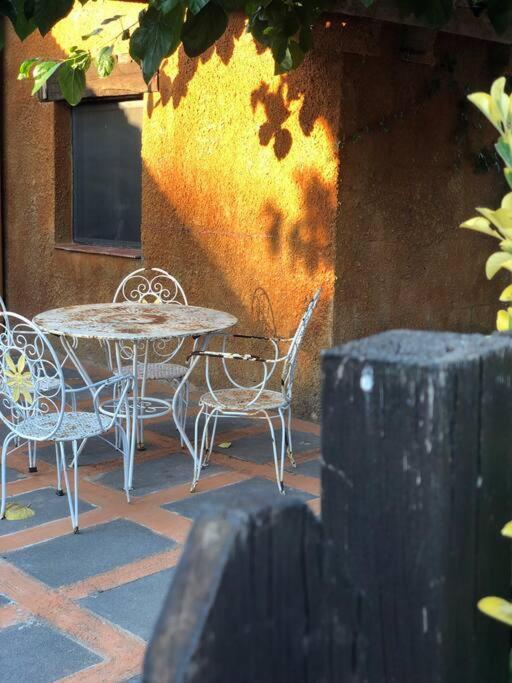 Casa Rural En El Campo Las Dalias トルデラ エクステリア 写真